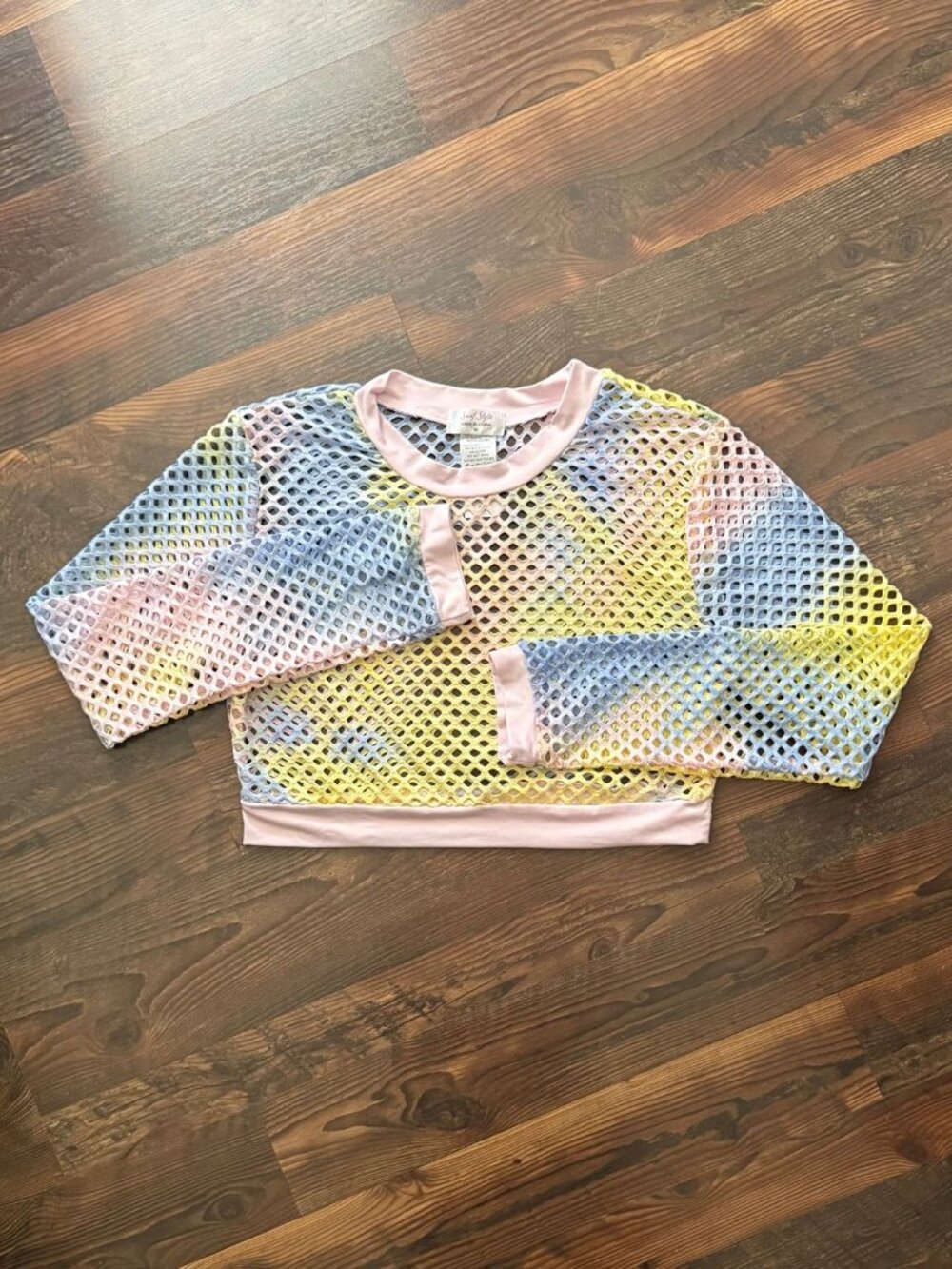 Surf Style Tie-Dye Fishnet Crop Top